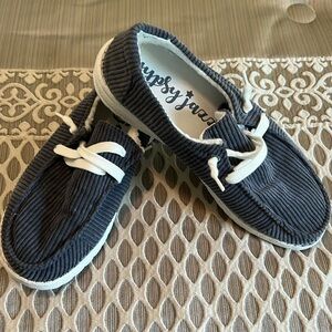 Gypsy Jazz Marcy Charcoal Shoes 8